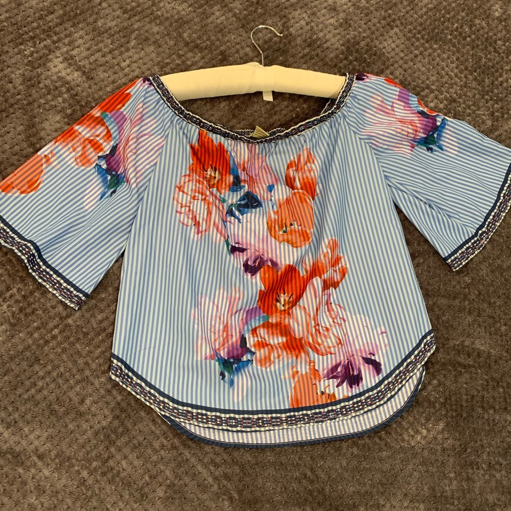 Flowered top